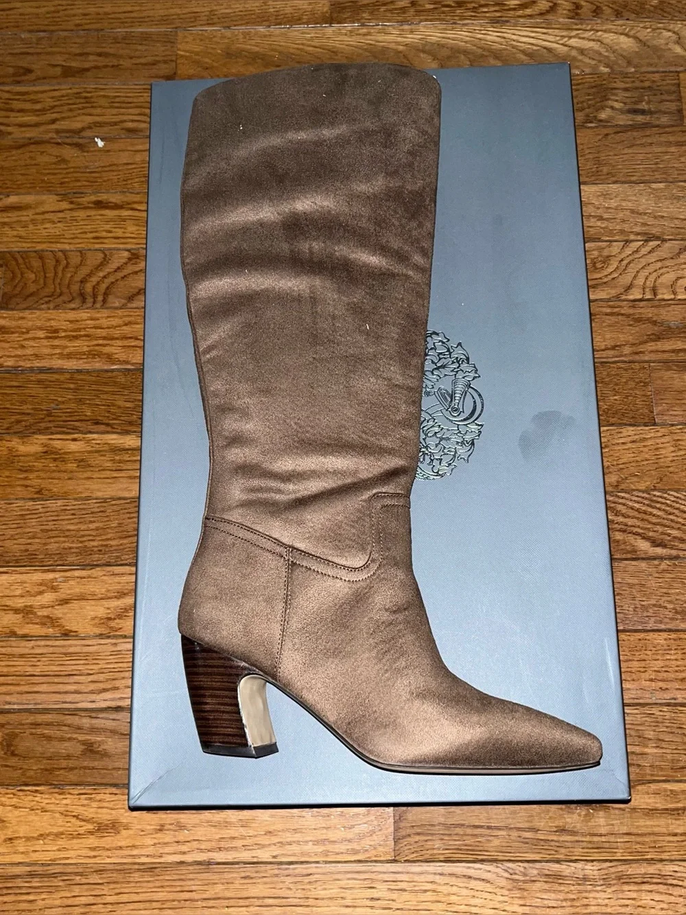 Vince Camuto Cristen Knee High Boots Toasted Taupe Women’s Size 8 Medium Calf